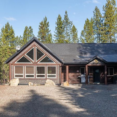 Wolf Den Villa Valemount Exterior photo
