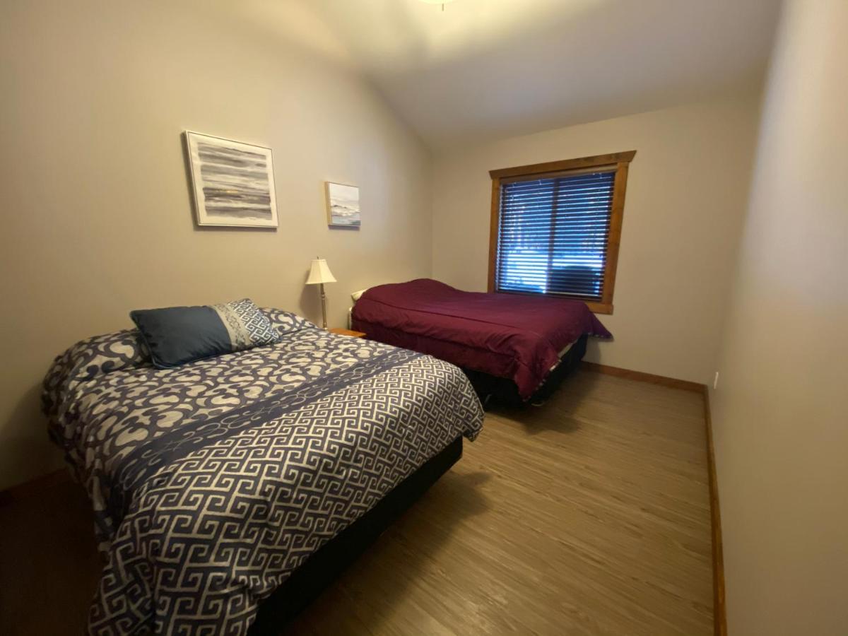 Wolf Den Villa Valemount Exterior photo